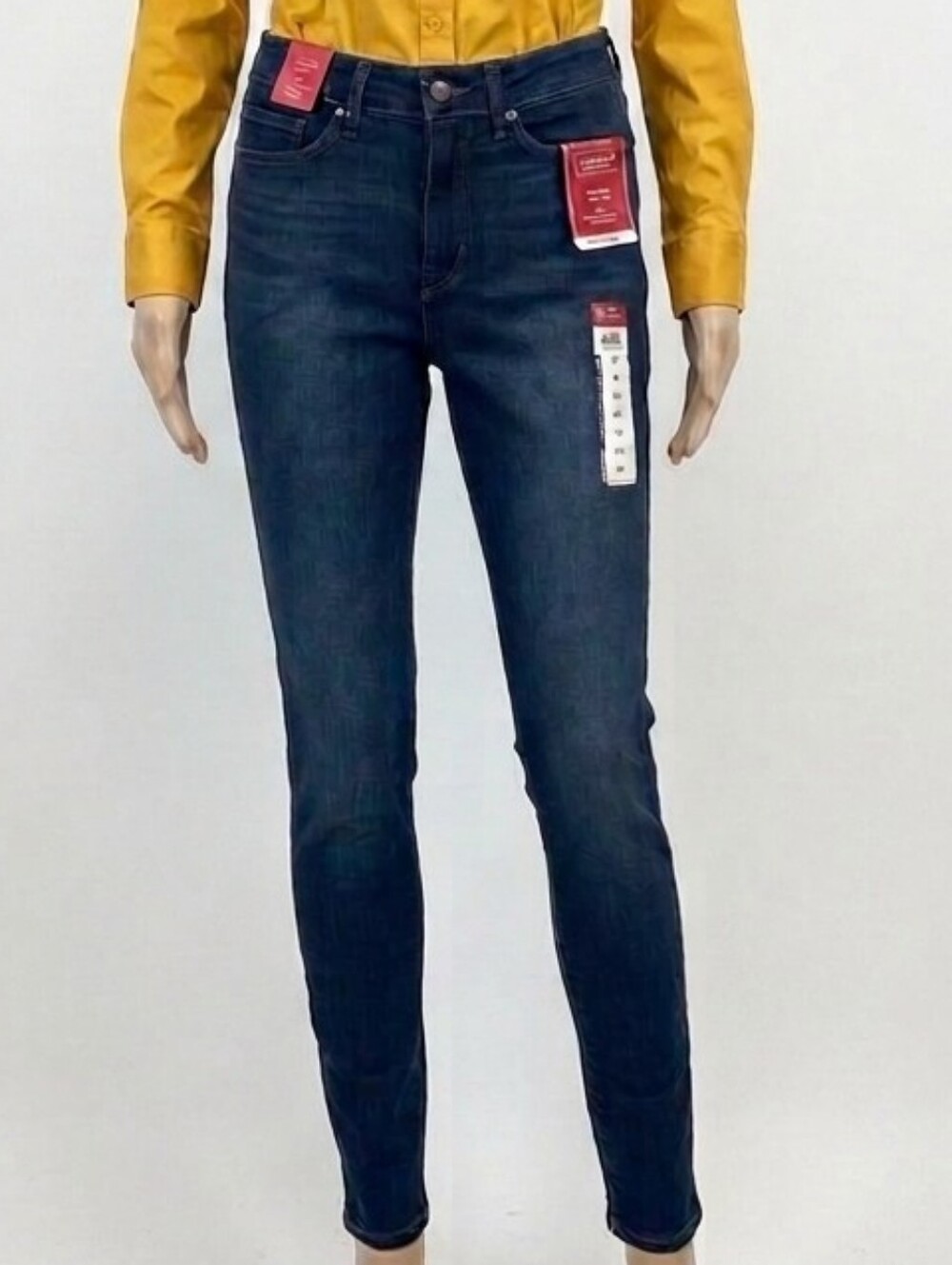 Levi's Women's Skinny Jeans in Dark Blue Wash